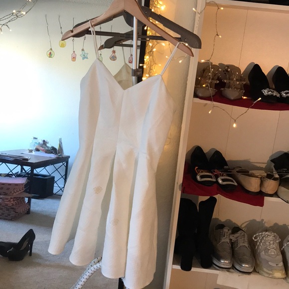 Dresses & Skirts - Free dress for more than 3 items🎁